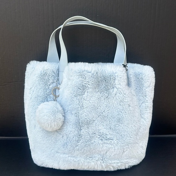 New GUESS Casual Style Unisex Faux Fur Tote Bag - Picture 1 of 6